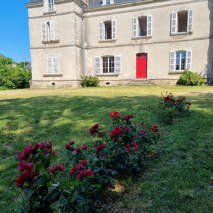 Chambres D'Hotes Chateau De Saint Etienne Du Bois Exterior foto